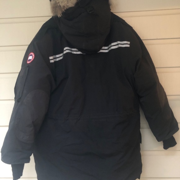 Canada goose parka - Picture 3 of 5